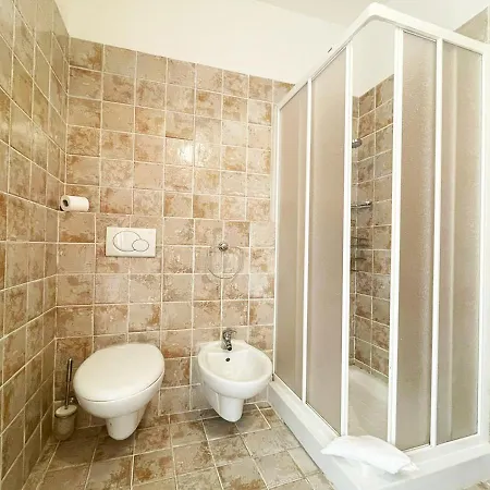 Pgs Immobiliare Residenza Daniela Trilocale Con Balcone Vista Mare